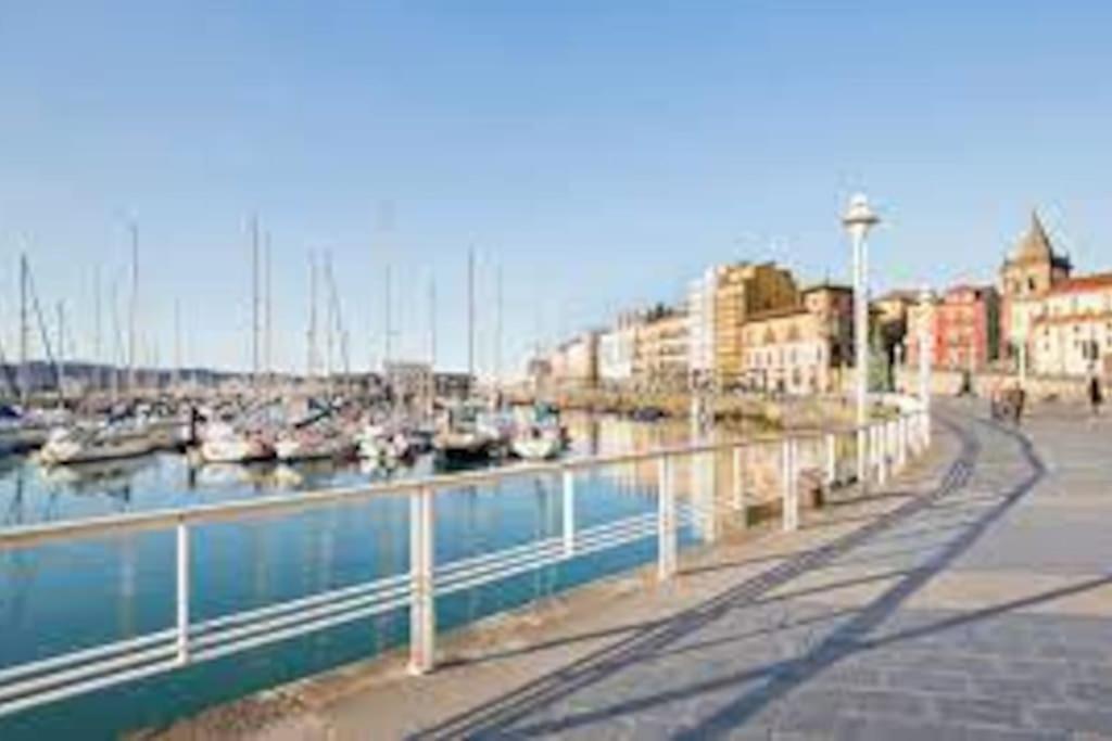 Espacioso 140 M2 Y Calidad A 250 Metros Playa Y Puerto Deportivo 5Hab 2 Banos Vut2917As Gijón Buitenkant foto